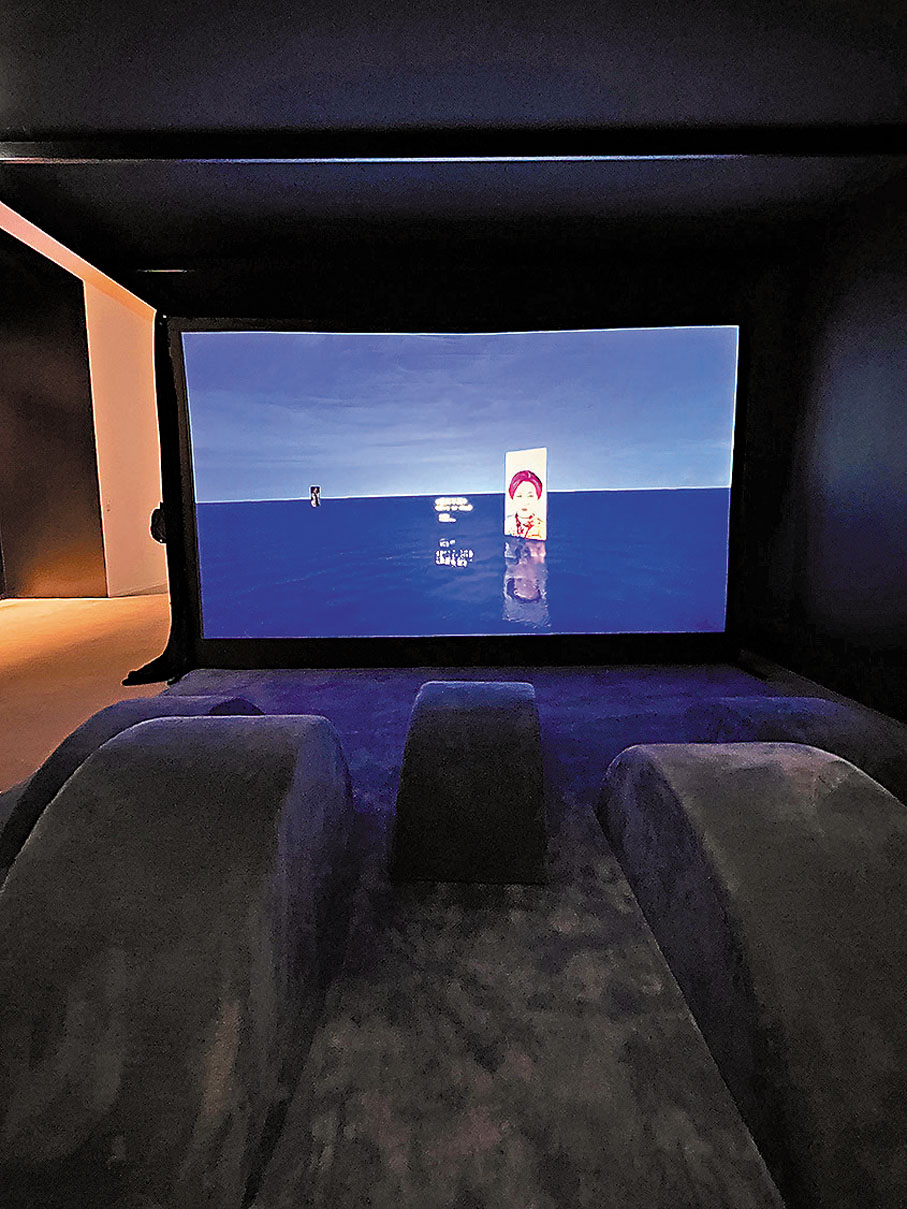 ◆多媒體作品《海洋》匯集了100位以上的藝術家作品。