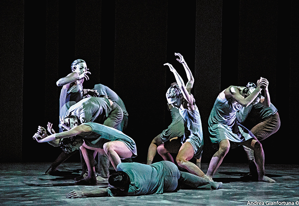 ◆於2015年首演的《停格中的塑像》，曾11度國際巡演。