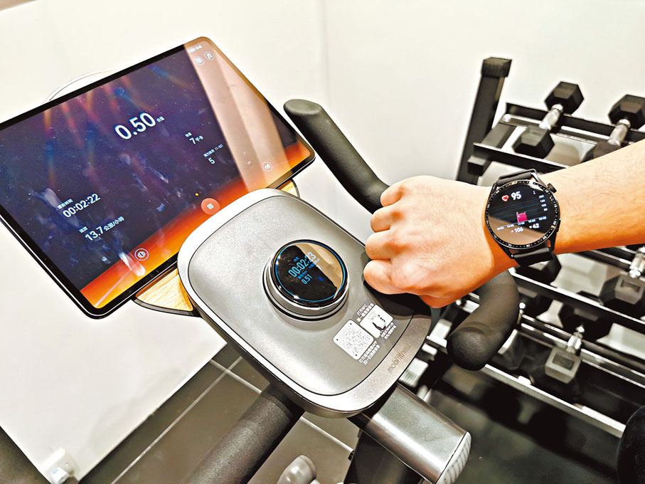 ◆nova 9 與WATCH 3系列等可穿戴設備連繫。