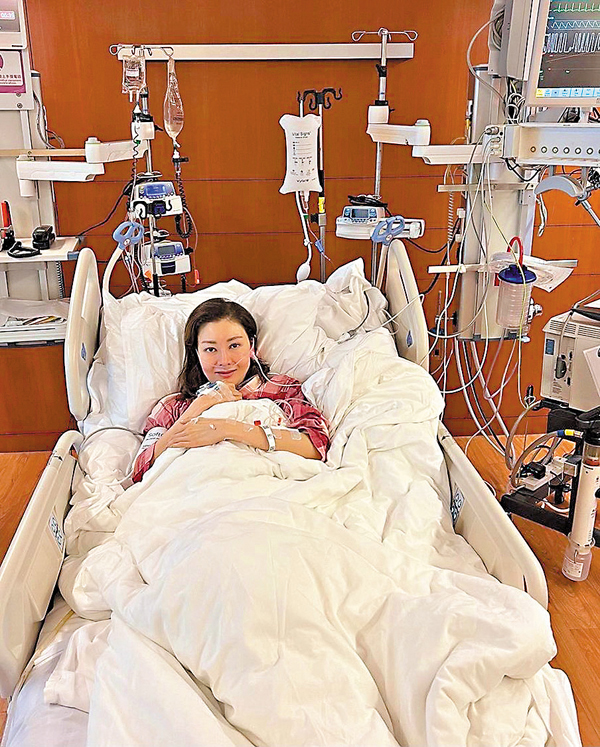 ◆李嘉欣情況嚴重到要入ICU，若遲點搶救會喪命。