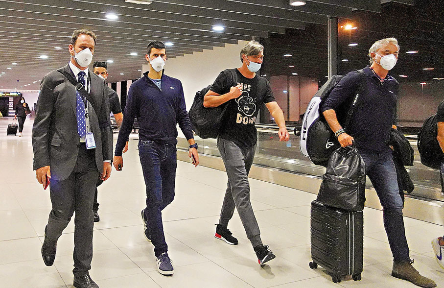 ◆祖高域當晚被遞解出境，現身墨爾本機場。 路透社