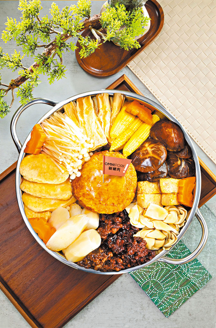 ◆滬式赤膠耳素菜盆菜