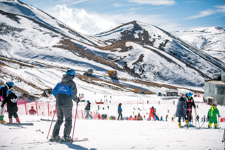 ◆雲南曲靖會澤大海草山國際滑雪場