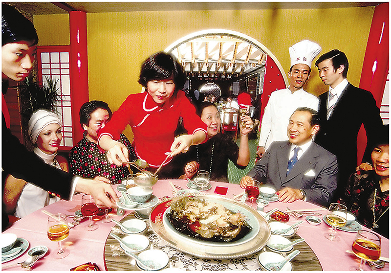 ◆Brian Brake《Red Banquet》