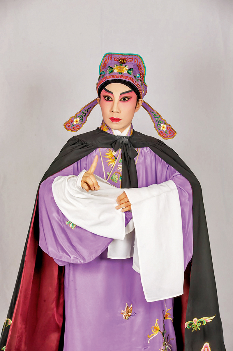 ◆千珊演《桃花扇》一劇的侯朝宗。