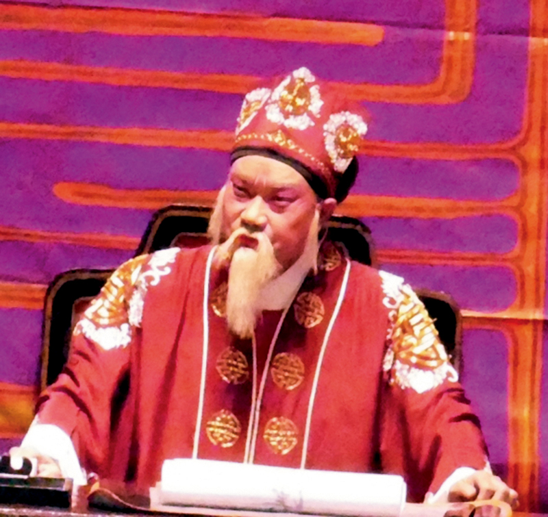 ◆溫玉瑜演老師蘇昆山。