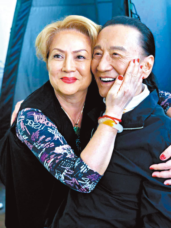 ◆ 馮寶寶形容與謝賢再次合演，感覺很科幻。