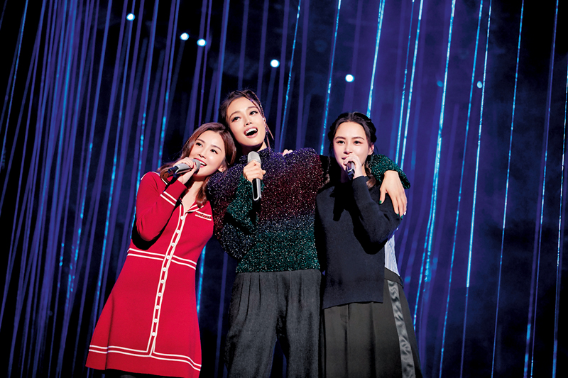 ◆ 容祖兒、TWINS一起演繹朋友情。