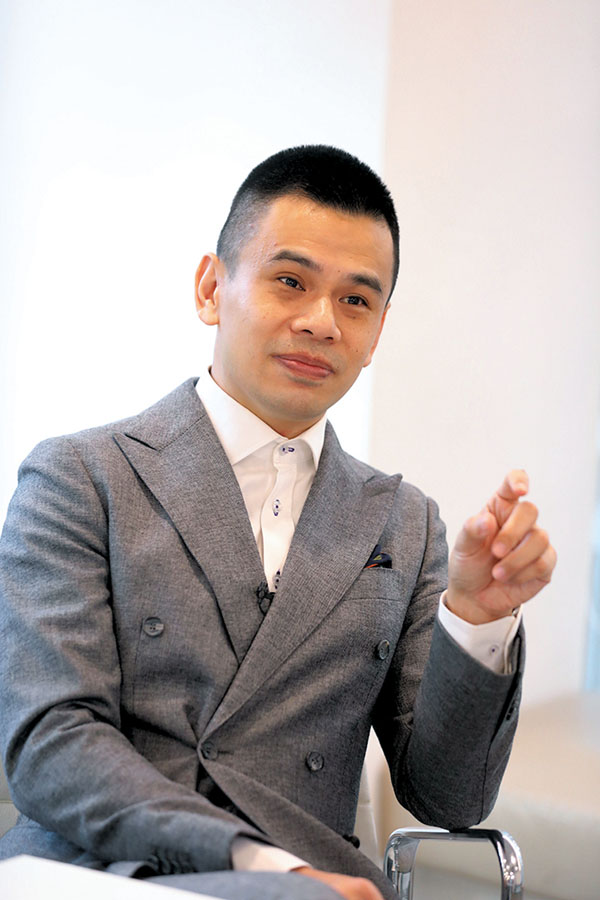 亞司特律師事務所顧問律師梁愷德