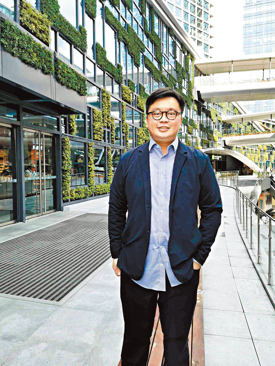 ◆凌俊傑談起內地創投圈如數家珍,儼然一位 「內地通」。香港文匯報記者李望賢 攝