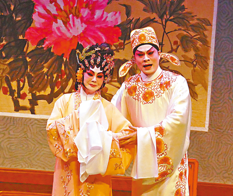 ◆藍天佑和官陳紅錦合演《夢斷》，分飾陸游和唐琬。