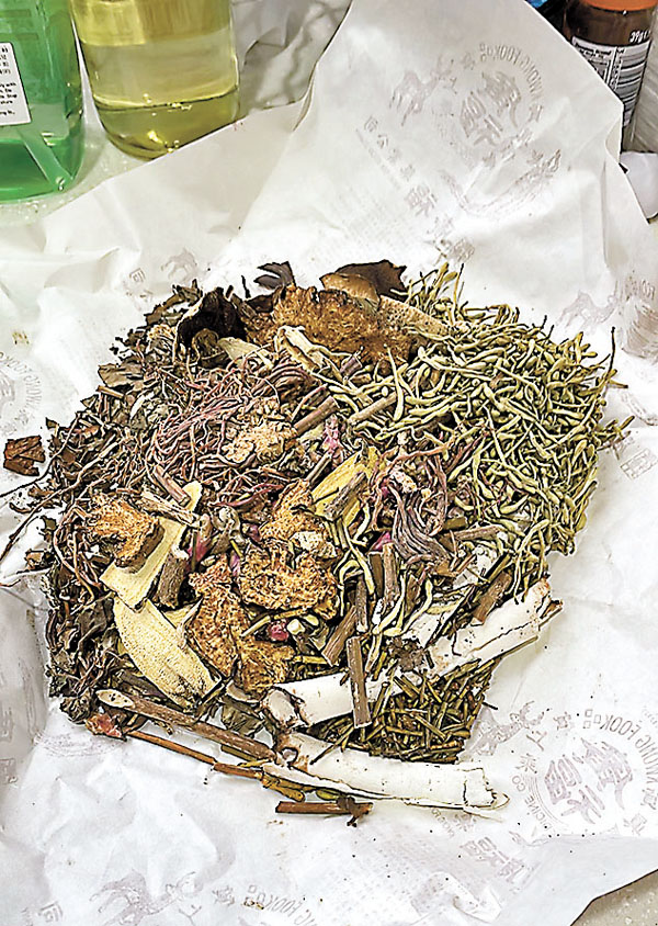 ◆中醫師處方給Winnie的藥材。