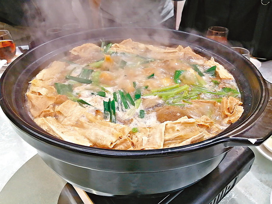 ◆人氣古法羊腩煲