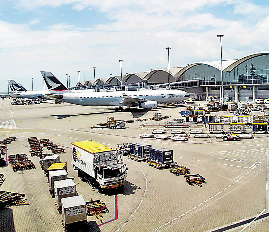◆機管局計劃發展香港機場與大灣區之間的海空貨物聯運。 資料圖片