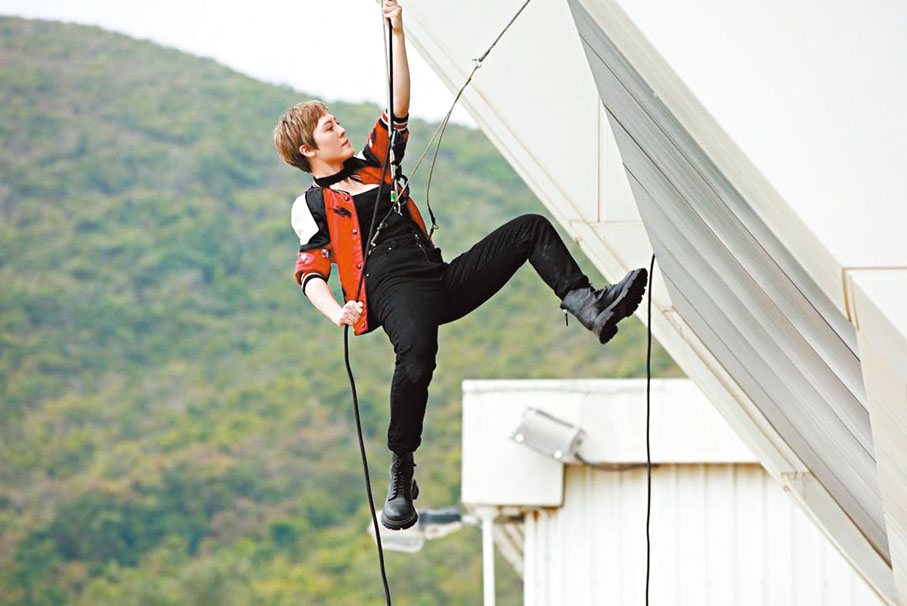 ◆ 何慈恩有型英帥的感覺。