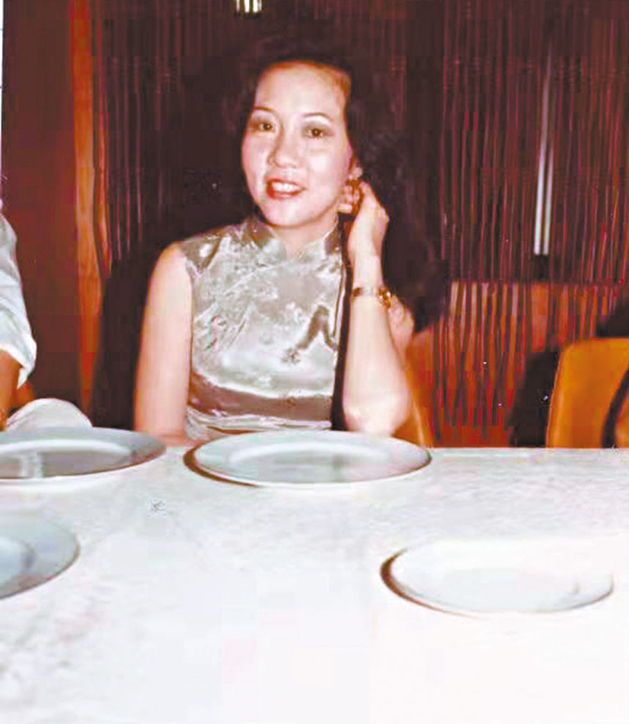 ◆年輕時期的張香華。