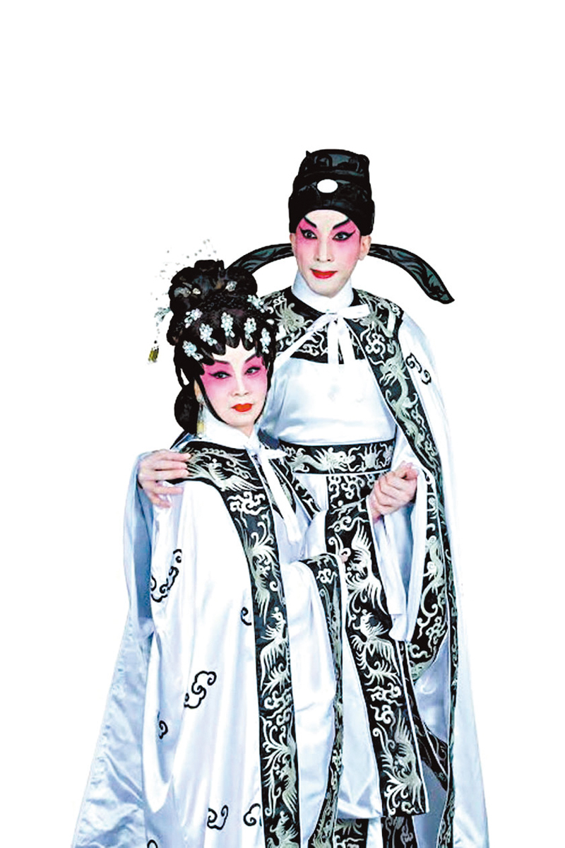 ◆煒唐與尹飛燕在《去國歸降》中的造型。