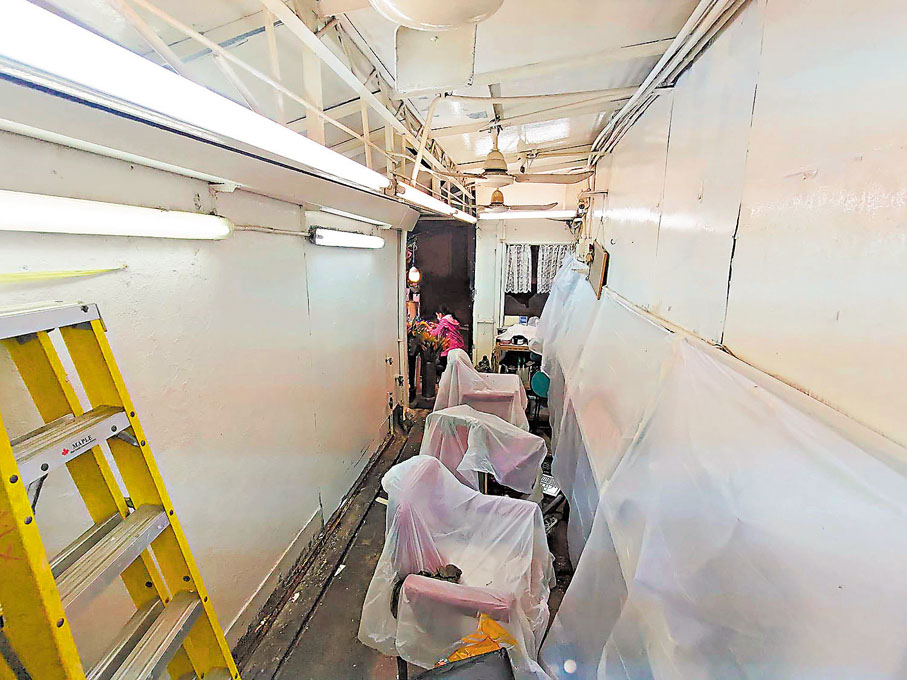 ◆ 愛群理髮上月已開始停業。