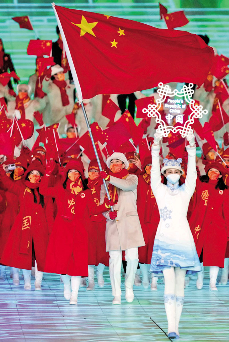 ◆ 冬奧會上國家隊運動員的專業運動裝備，全體工作人員、志願者的制服都由同一品牌提供。