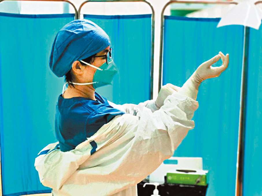 ◆張玉華︰職責在前，汗濕青衫終不悔。