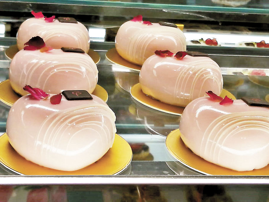 ◆時尚甜品專櫃展示各式蛋糕