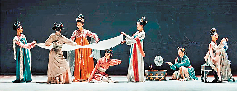 ◆《門》通過婦女勞作場面，反映出長安城普通人物的日常生活。