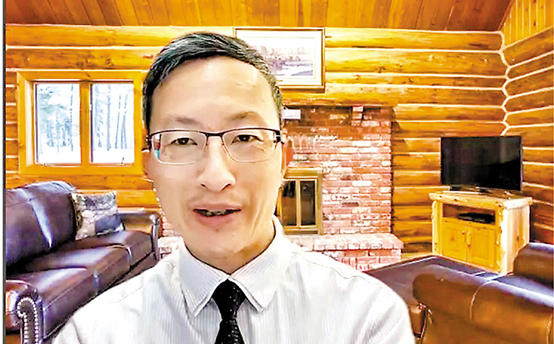 ◆林哲玄線上講解「醫電通」熱線支援計劃 。  視頻截圖