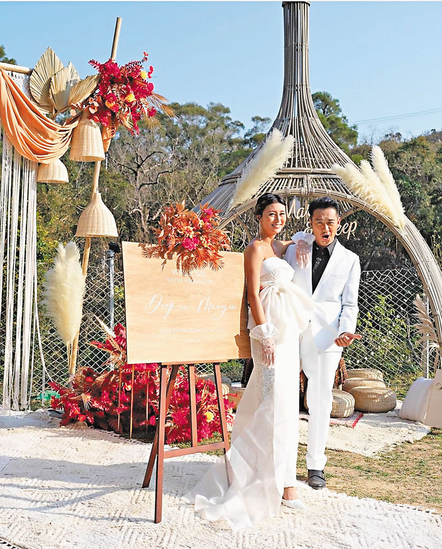 ◆ Deep早前才奉子成婚。