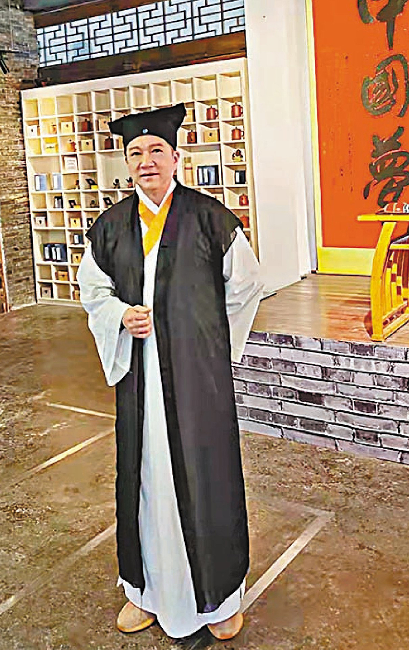 ◆李道洪在《渝娃有戲》中，不但是嘉賓主持，亦兼任主演演員。