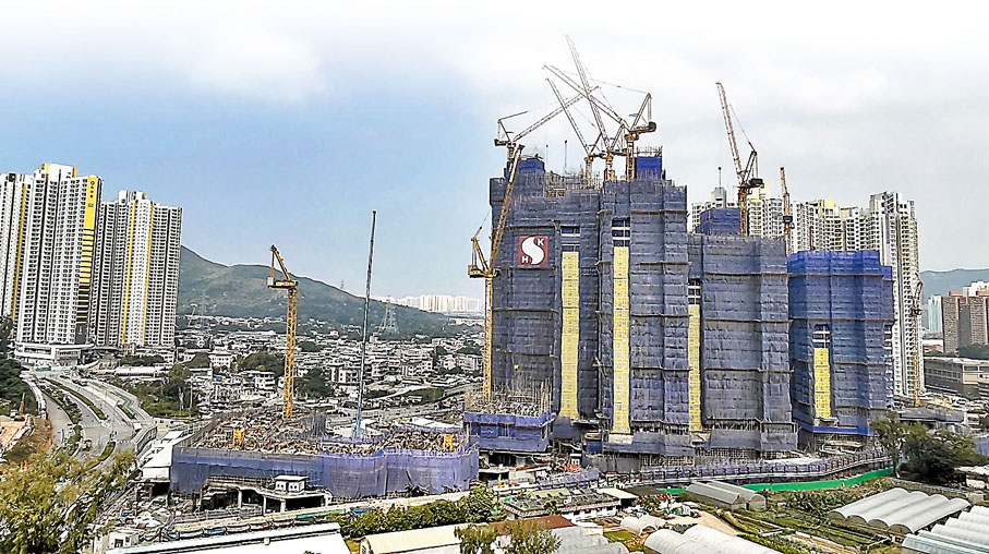 ◆屯門兆康第54區地盤為待批樓花新盤中規模最大項目，涉4,585伙，供應量接近半個沙田第一城。