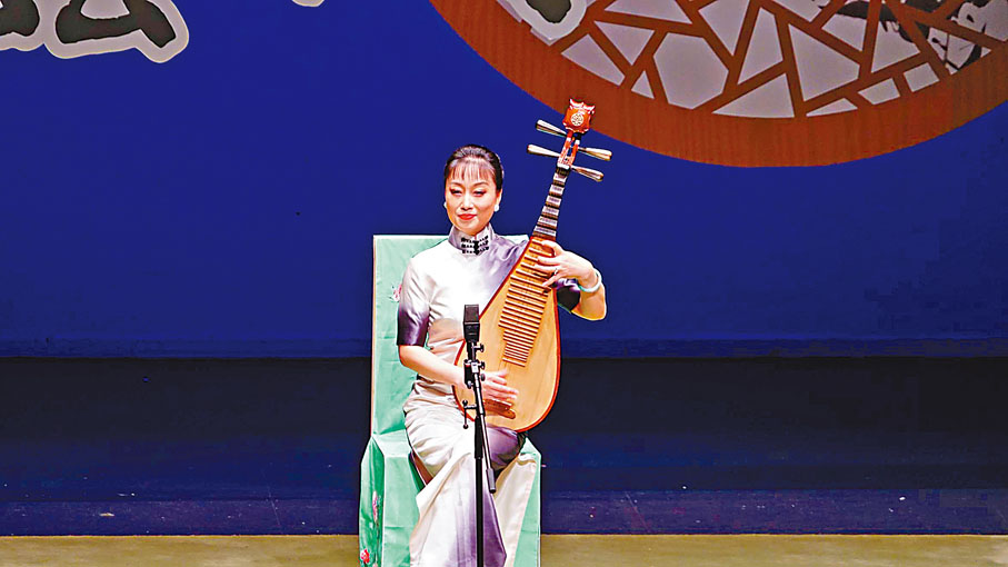 ◆評彈藝術家盛小雲在表演中。資料圖片