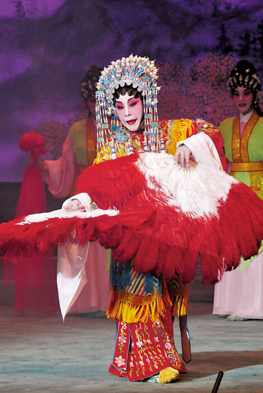 ◆南鳳演出《紅鸞喜》。