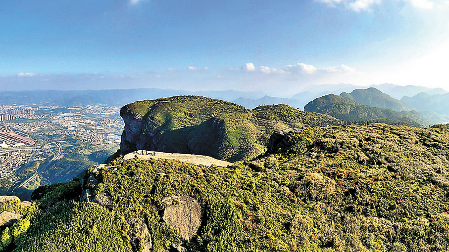 ◆五虎山國家森林公園主峰風景