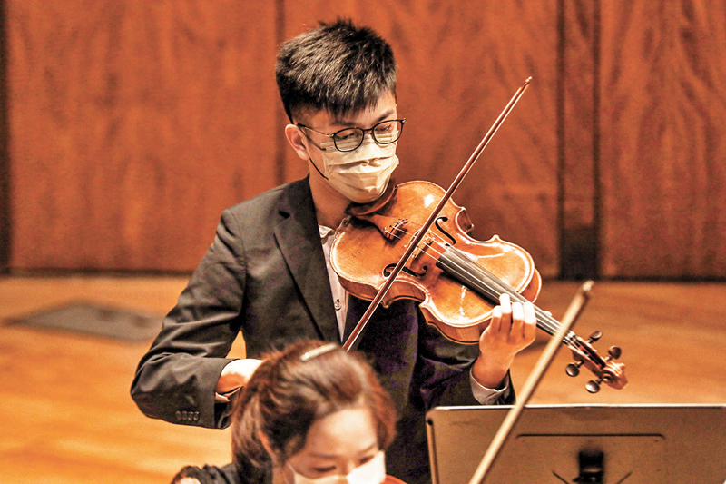 ◆李溢在2021「樂．誼國際音樂節—閉幕音樂會」上演奏。