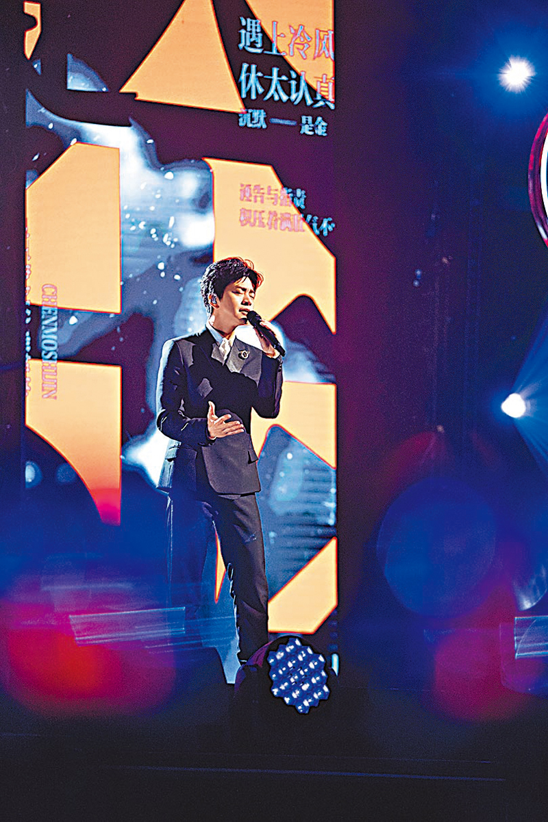 ◆炎明熹的初舞台獲李玟盛讚。