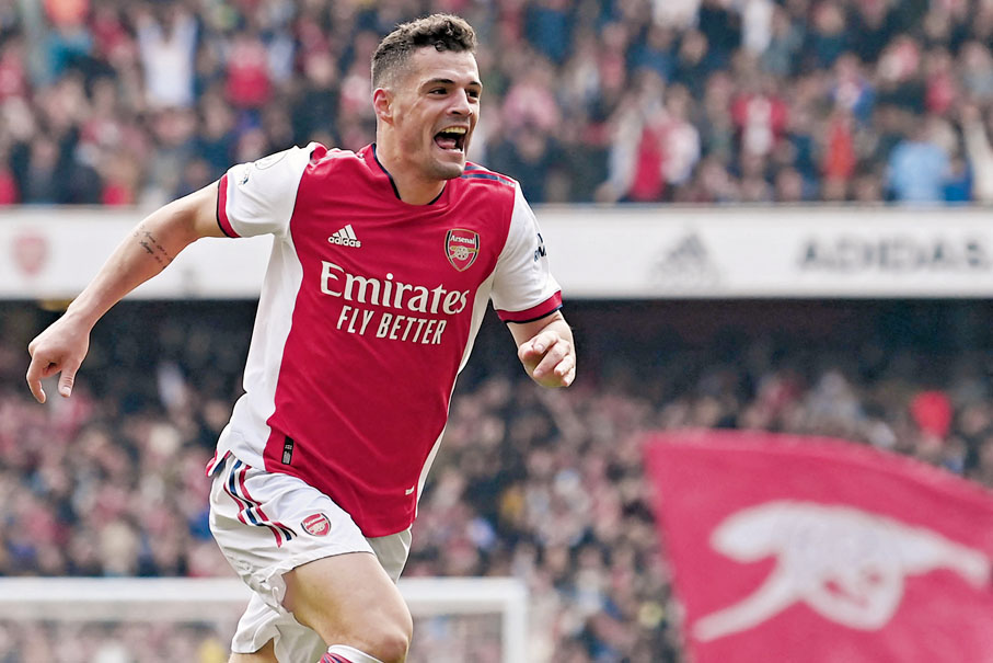 ◆ 阿仙奴剛戰大勝曼聯，連防守中場格列沙加也取得今季入球零的突破。法新社