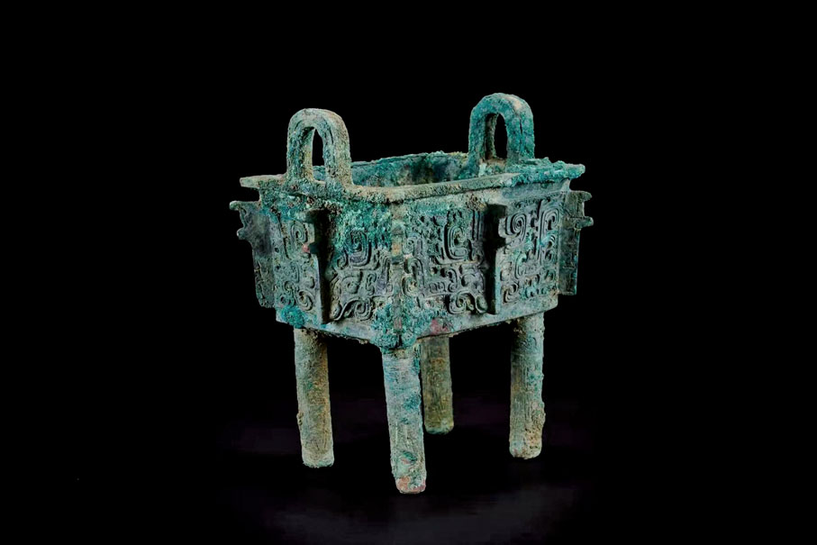 ◆西周早期或更晚 青銅饕餮紋方鼎