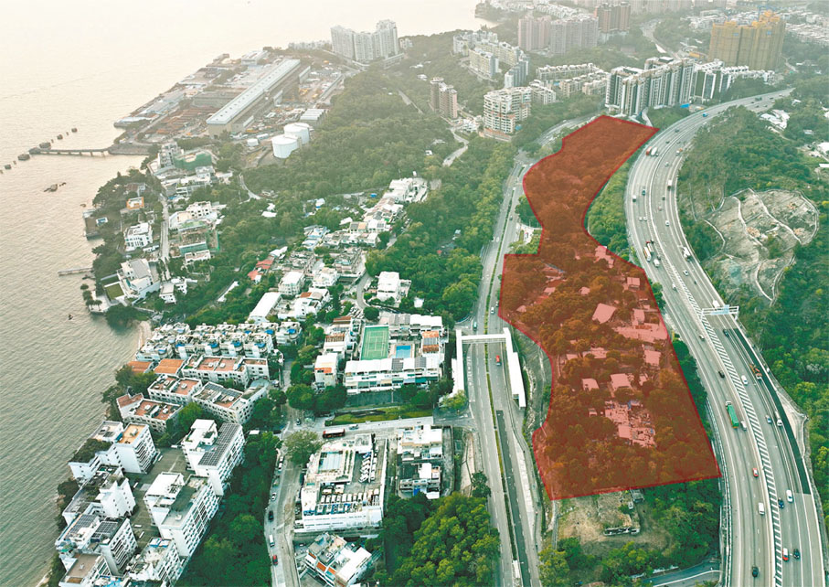◆業界認為，今次屯門大欖地皮形狀較長，位於斜坡，加上中央前方有一加油站，增加設計難度及建築成本。 資料圖片