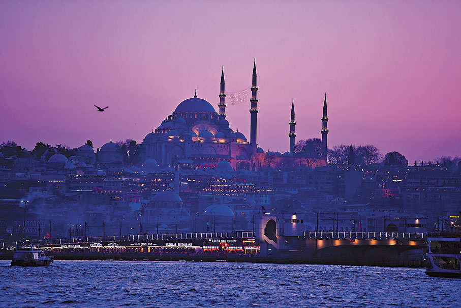 ◆在落日餘暉下拍攝的土耳其伊斯坦堡城市風光。