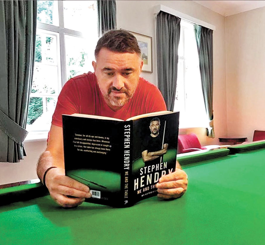 ◆亨特利認為顏丙濤奪世界冠軍只是時間問題。IG圖片