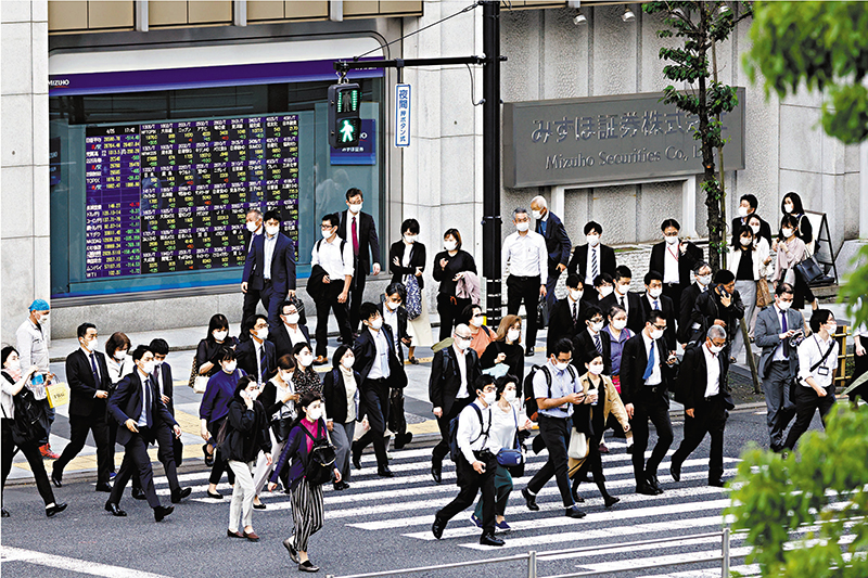 ◆ 日本的工業發展、科技進步甚至民眾生活水平改善，料受能源危機的阻礙。 彭博社