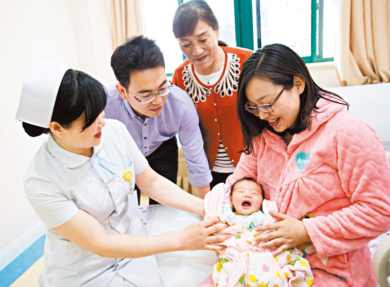 ◆產褥期一般為六周，產褥期最基本的生理變化為「虛」和「瘀」，因此加強產後調養顯得特別重要。