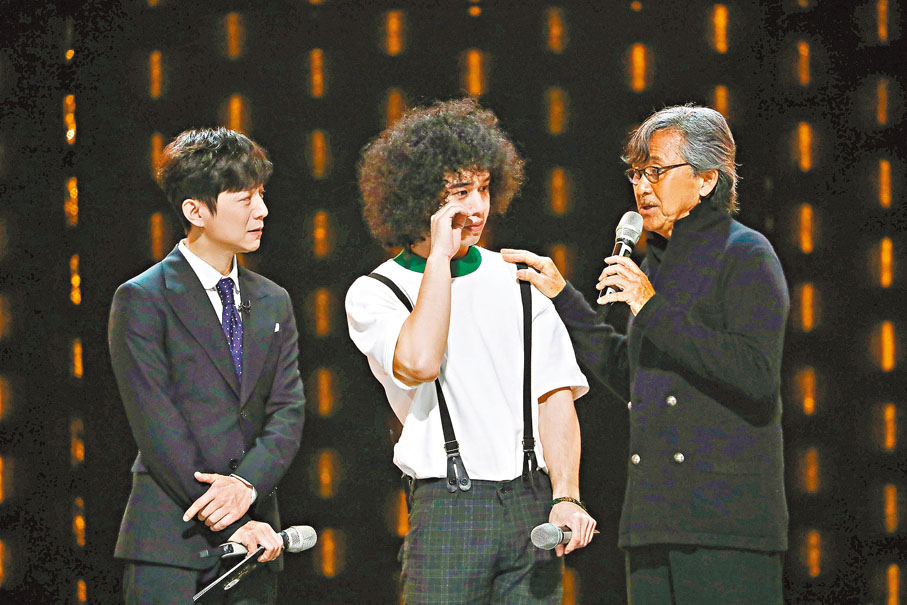 ◆林子祥與曾比特的合作舞台十分催淚。