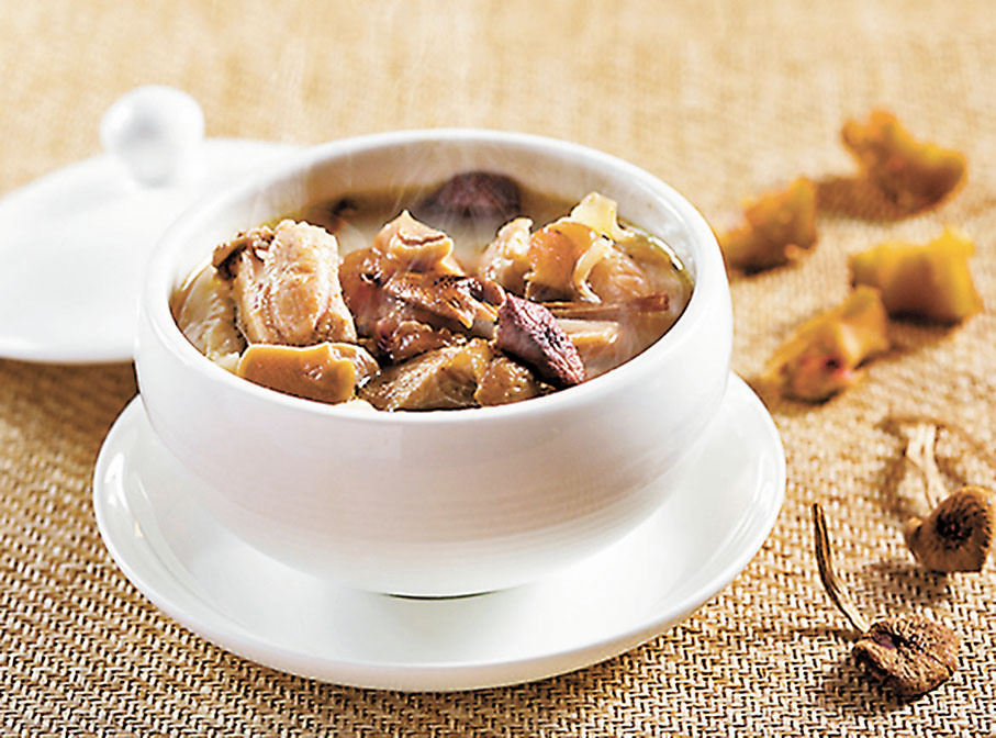 ◆姬松茸螺頭燉雞湯