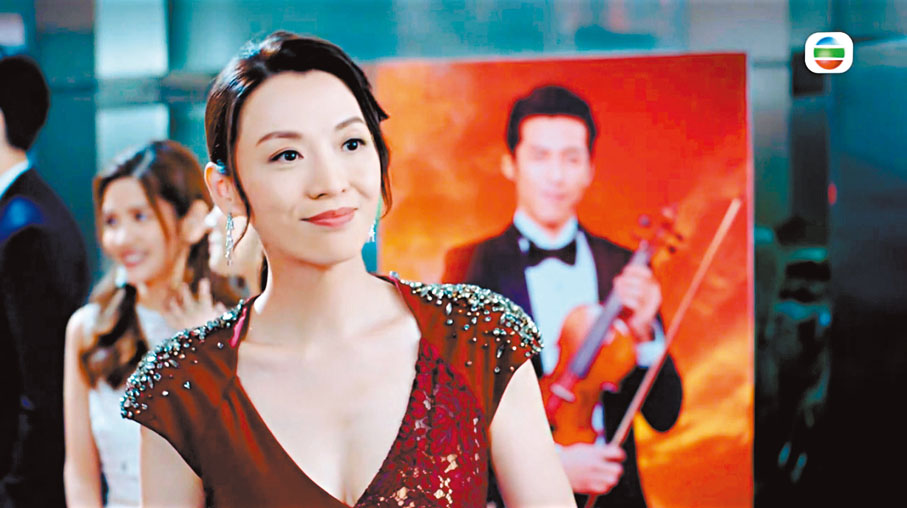 ◆陳煒皮膚白滑，獲封「凍齡女神」。