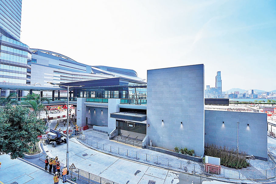 ◆東鐵會展站外觀。 香港文匯報記者  攝