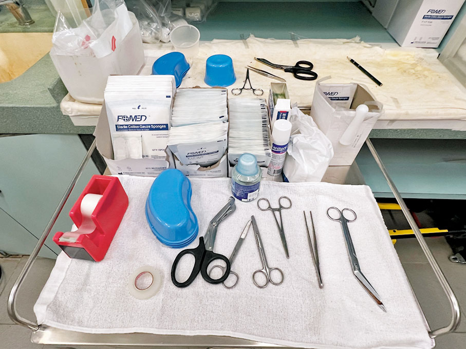 ◆基礎的施救工作一般在急救站內完成。