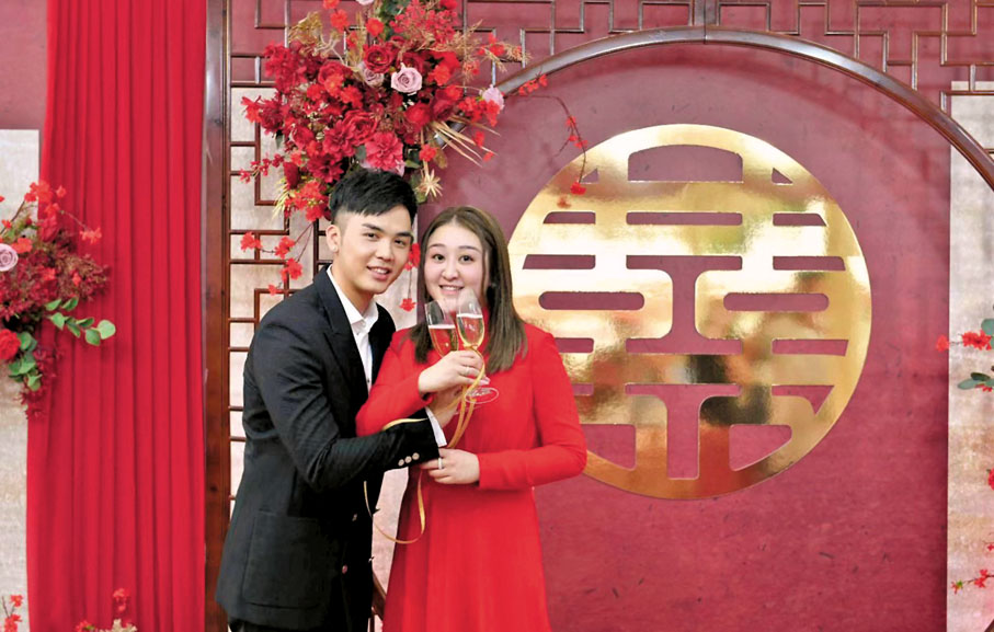 ◆伍富橋昨與圈外女友註冊結婚。