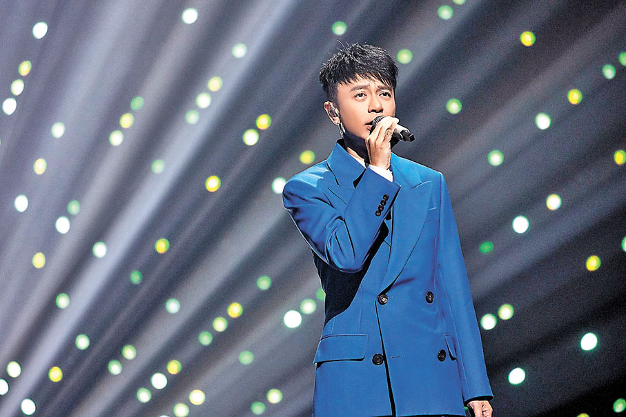 ◆ 李克勤女歌男唱別有另一番味道。