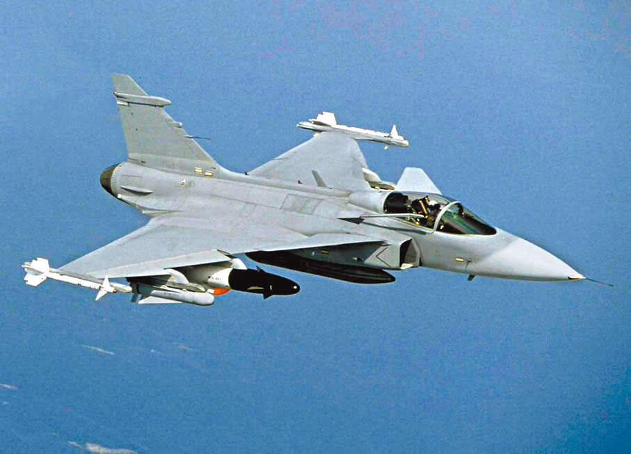 ◆瑞典生產的JAS-39「獅鷲」戰機被視為地球上最好的非隱形戰機。 資料圖片